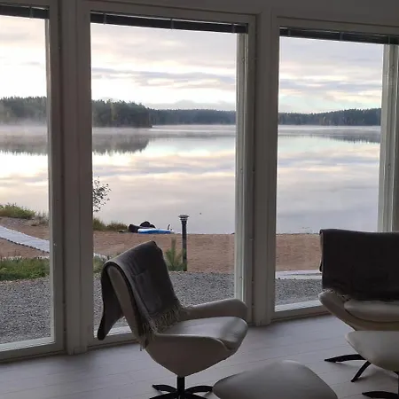 Lakeside Luxe Korospohja