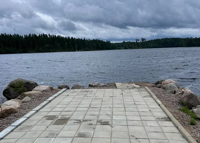 Βίλα Lakeside Luxe